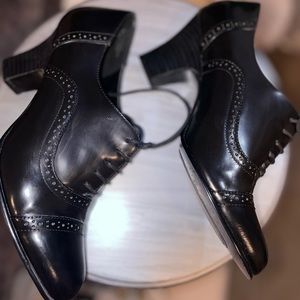 ALFANI LACE UP WING TIP WOMENS HEELED OXFORD SIZE 8 “RICKY”